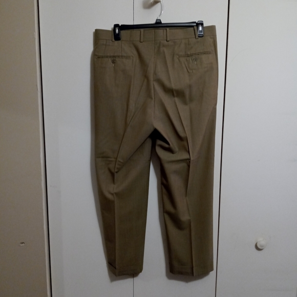 100% wool Roberto Rosso pleated tan dress slacks - Picture 2 of 5